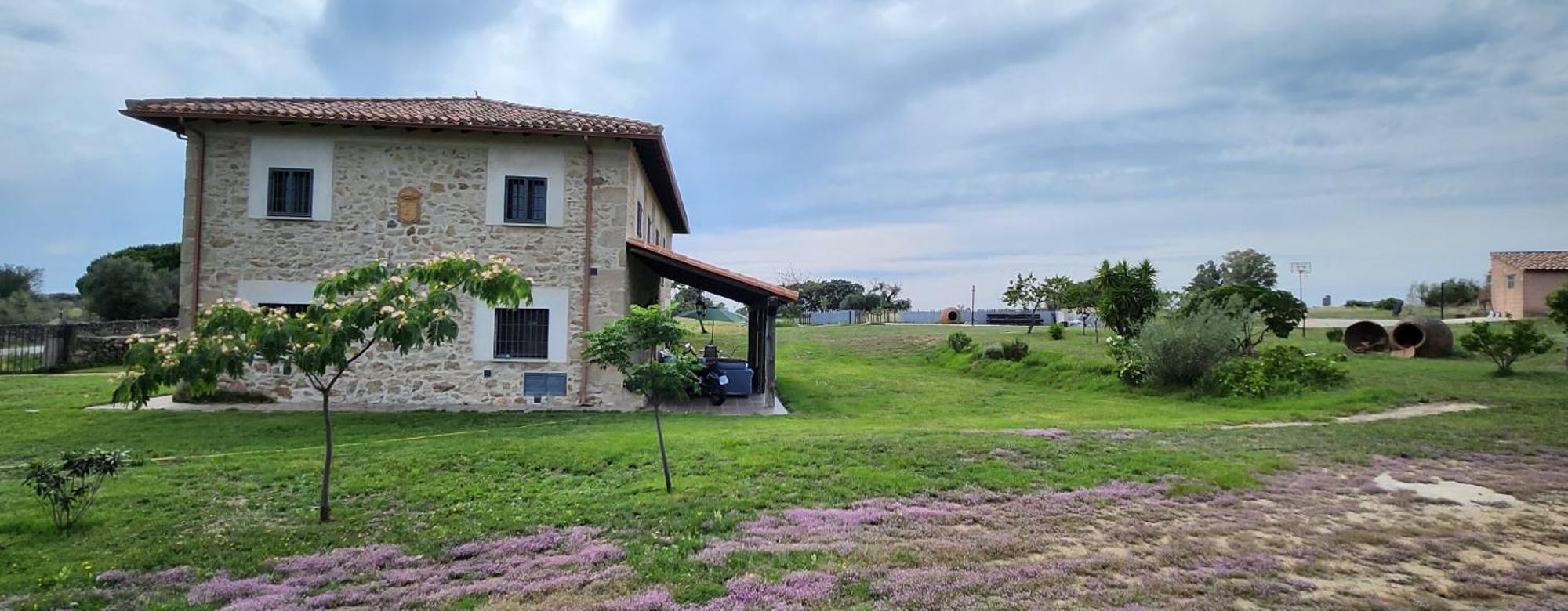 Finca La Carb0Nera Oliva de Plasencia Exterior photo